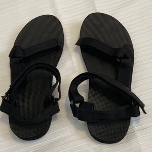 Teva Black Womens 9 Original Universal Sandals
